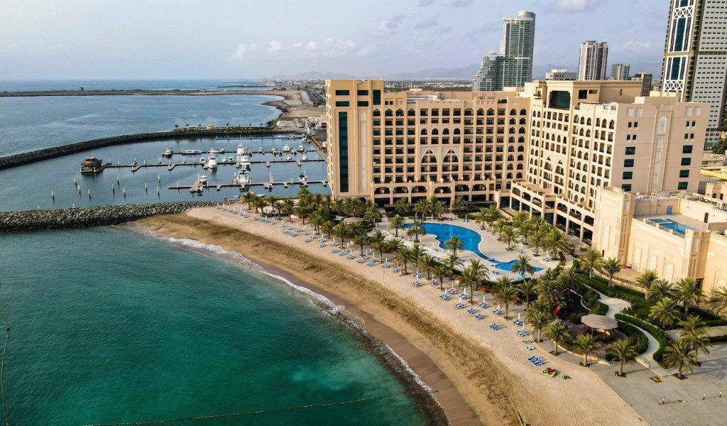 Al Bahar Hotel & Resort