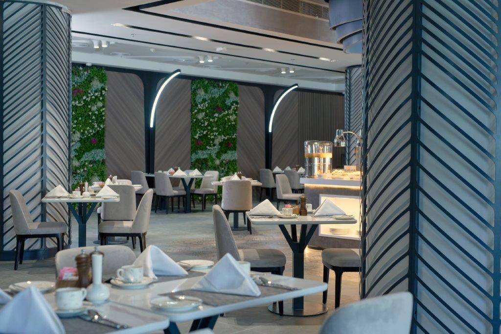 Hotel Holiday International