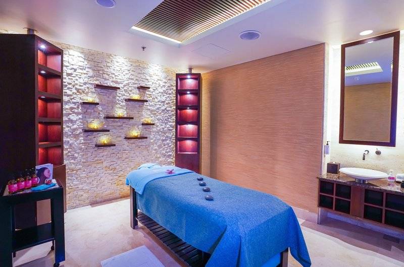 Beach Rotana – All Suites