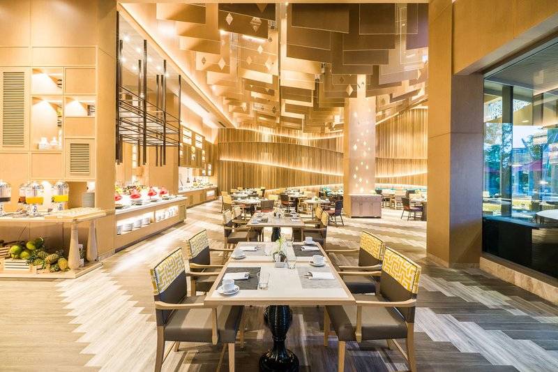 AVANI+ Hua Hin Resort