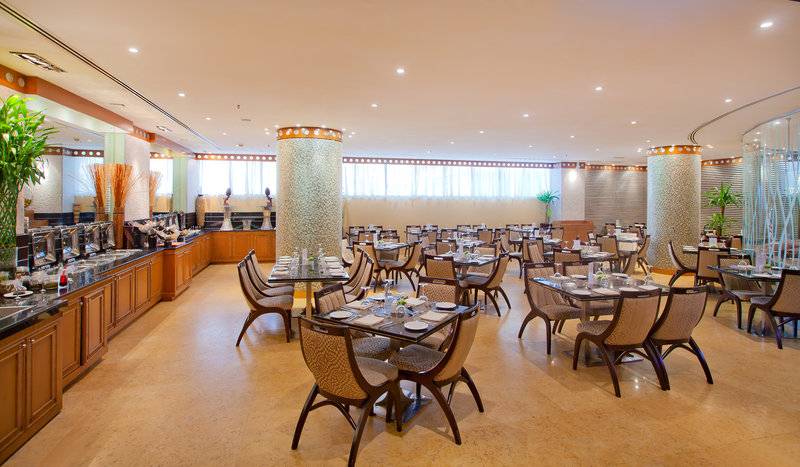 Howard Johnson Plaza By Wyndham