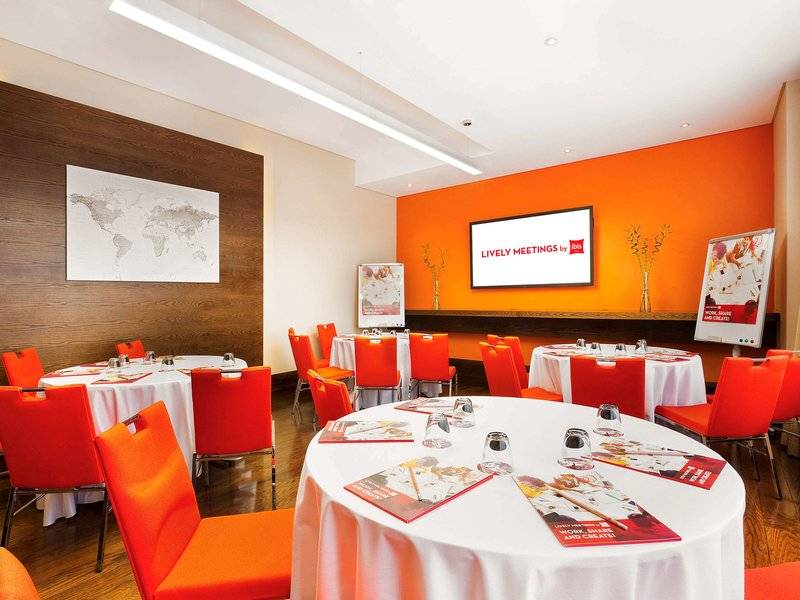 ibis Dubai Al Rigga Hotel