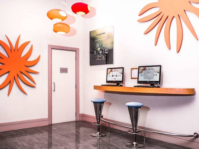 ibis Mall Avenue Dubai