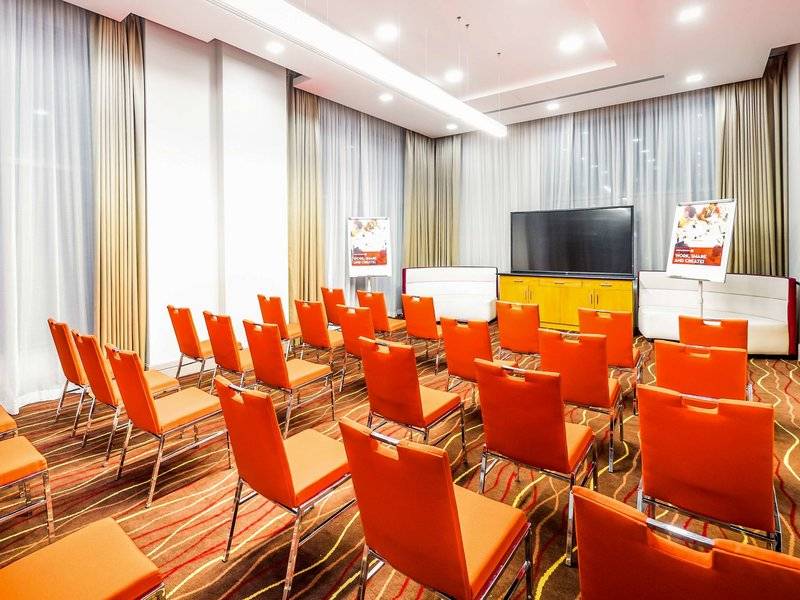 ibis Mall Avenue Dubai