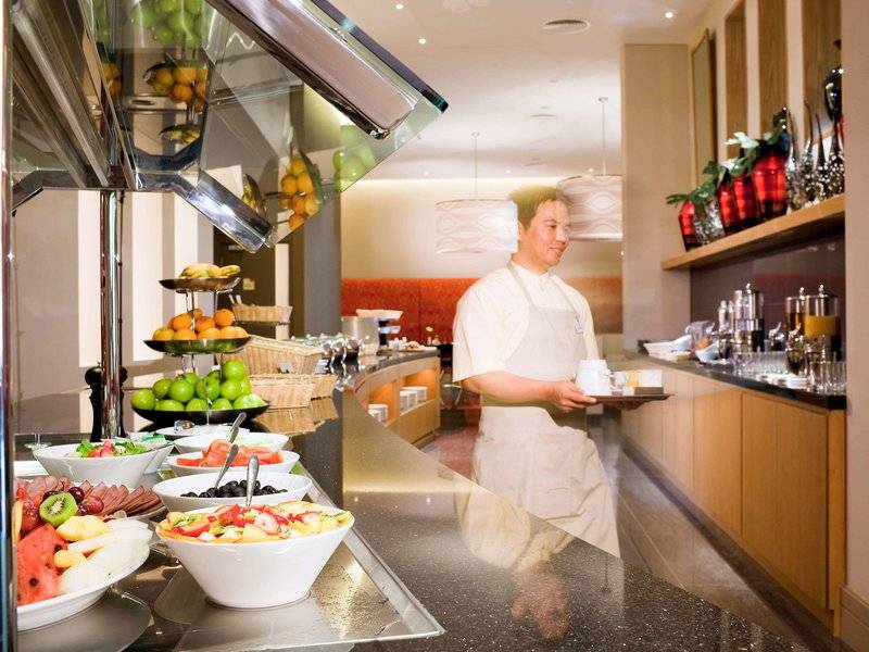 Novotel Suites Mall Avenue Dubai