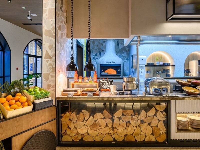 ibis World Trade Centre Dubai