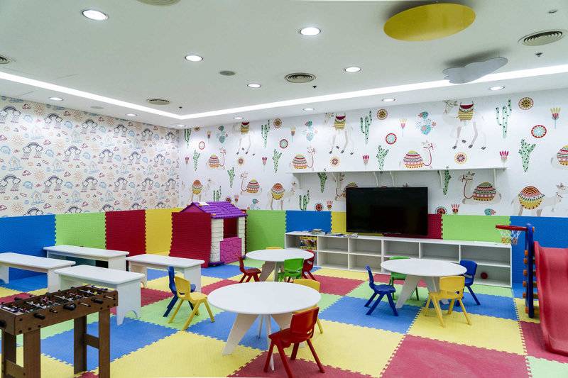 Mercure Dubai Barsha Heights Hotel Suites & Apartments