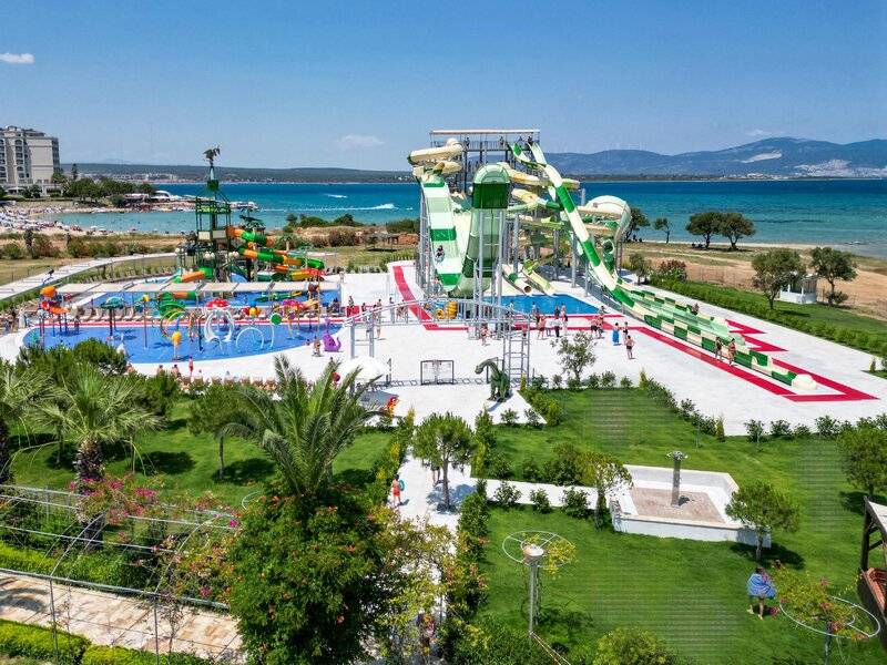 Venosa Beach Resort & Spa