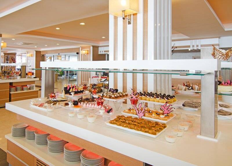 Palm Wings Beach Resort & Spa Kusadasi