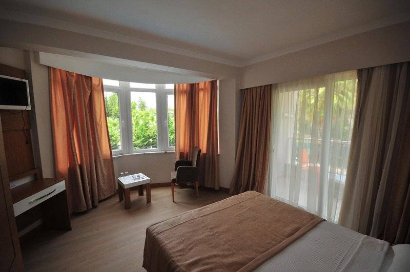 Annabella Park Hotel