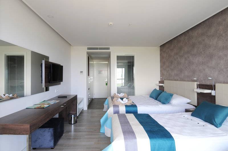 Gold Island Selected