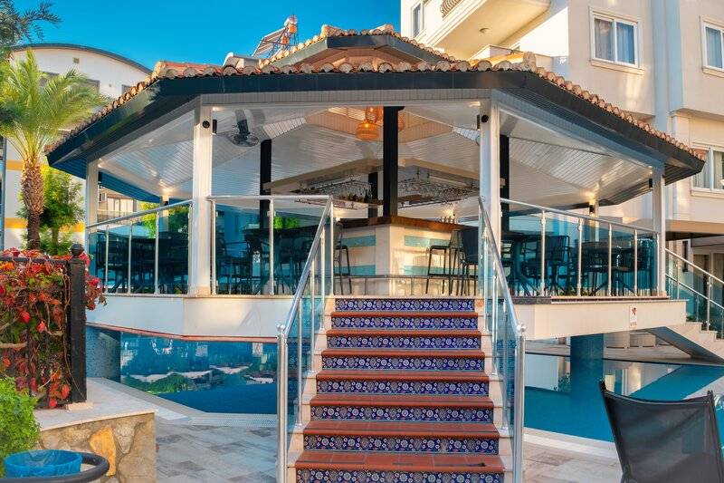 Villa Sunflower Hotel