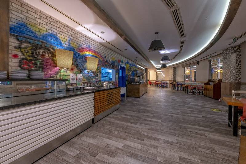 LRS Lake & River Side Hotel & Spa