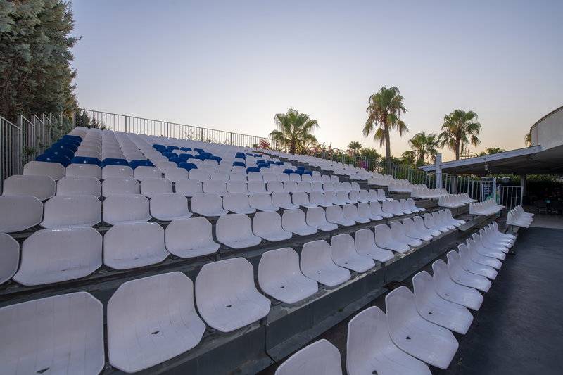 LRS Lake & River Side Hotel & Spa