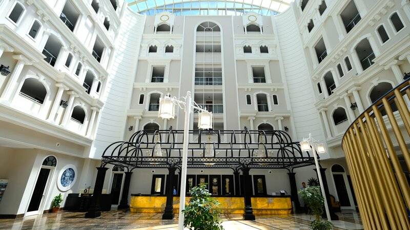 Seaden Sea World Resort & Spa