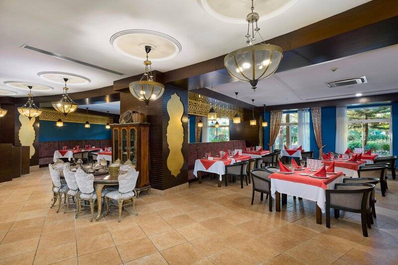 Seaden Sea World Resort & Spa