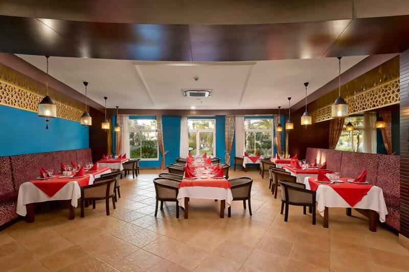 Seaden Sea World Resort & Spa