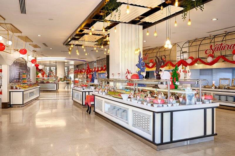 Seaden Sea World Resort & Spa