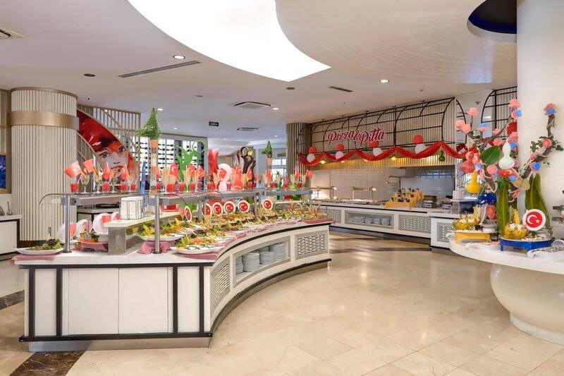 Seaden Sea World Resort & Spa