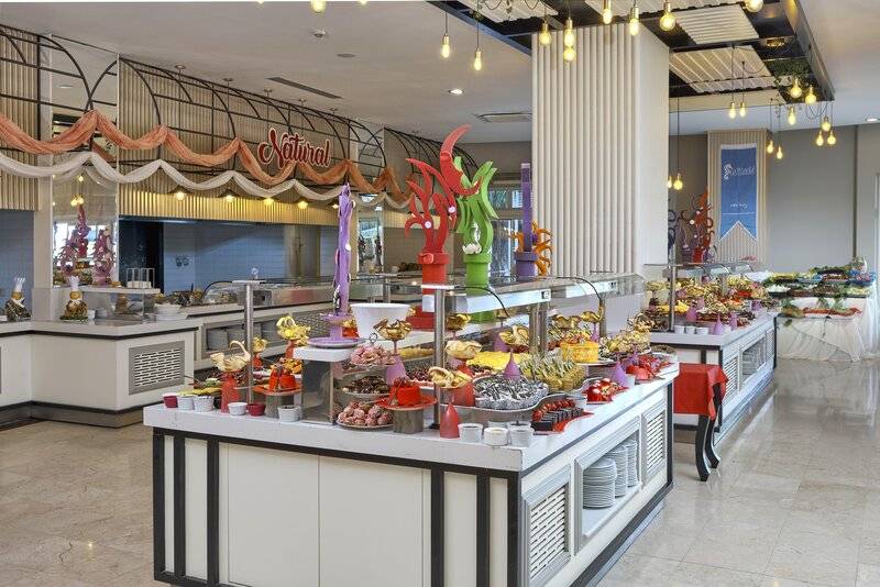 Seaden Sea World Resort & Spa