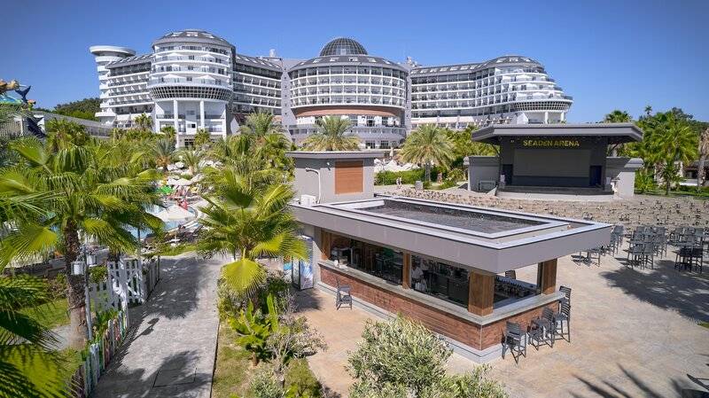 Sea Planet Resort & Spa