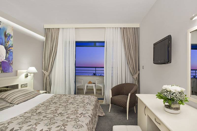 Sunrise Resort Hotel