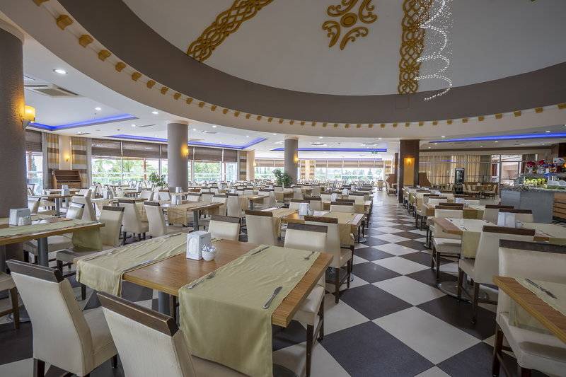 Cenger Beach Resort & Spa