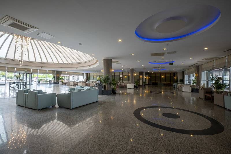 Cenger Beach Resort & Spa