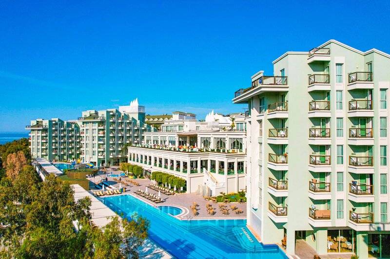 Royal Atlantis Spa & Resort