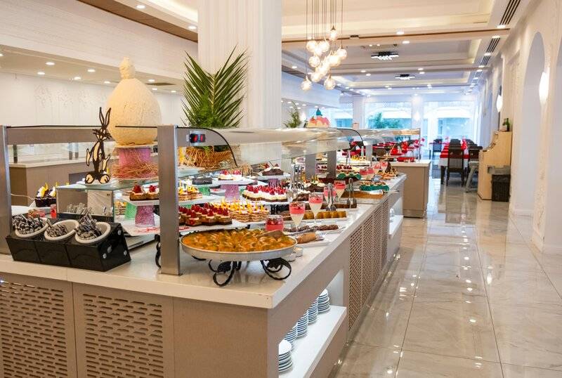 Royal Atlantis Spa & Resort