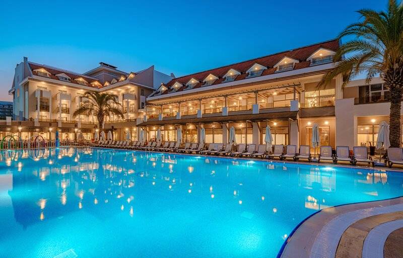 Side Story Resort & Spa