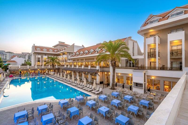 Side Story Resort & Spa