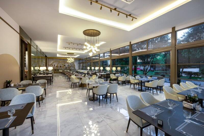 Nirvana Cosmopolitan