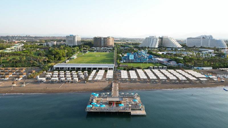 Nirvana Cosmopolitan