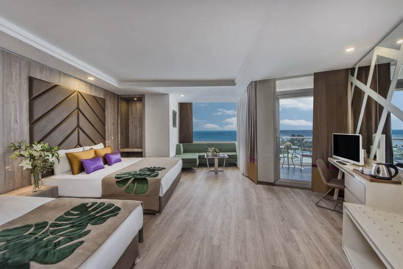 Delphin BE Grand Resort 