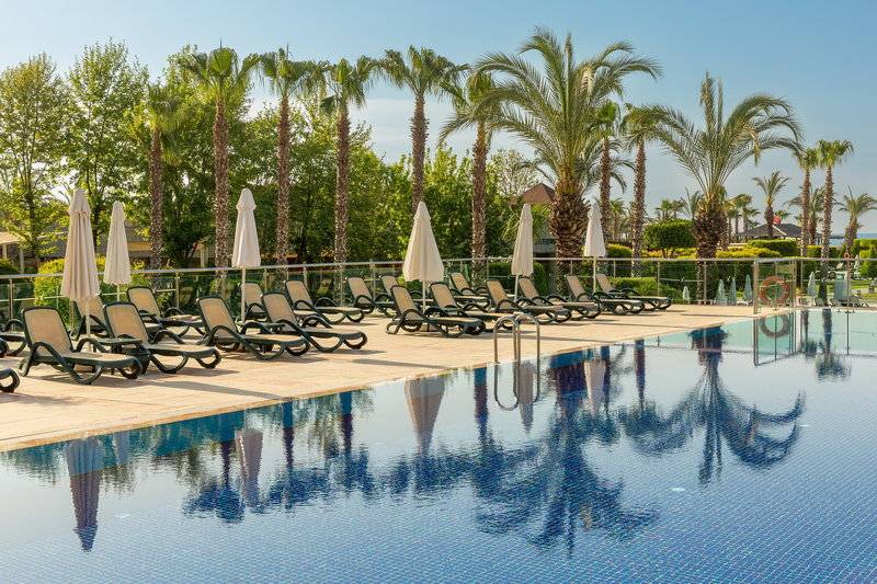 Sherwood Exclusive Lara