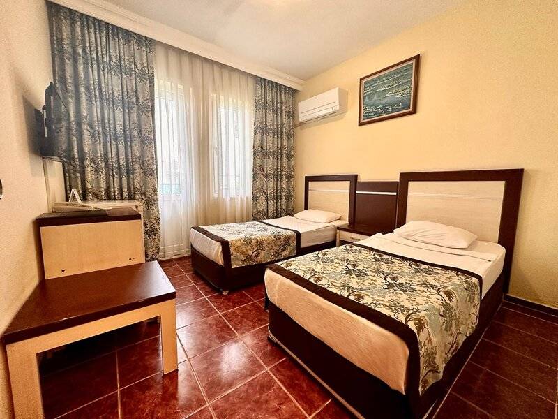 Blue Wave Suite Hotel