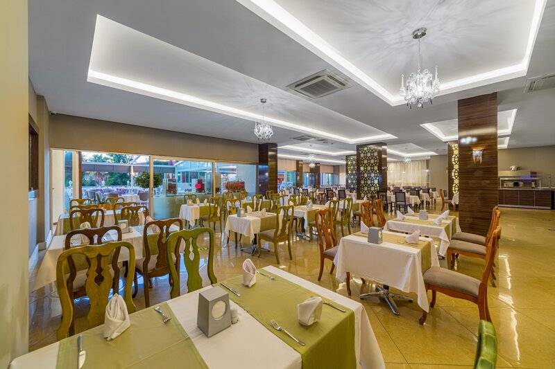 Justiniano Deluxe Resort