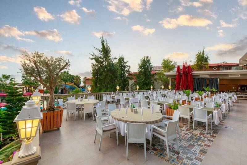 Justiniano Deluxe Resort