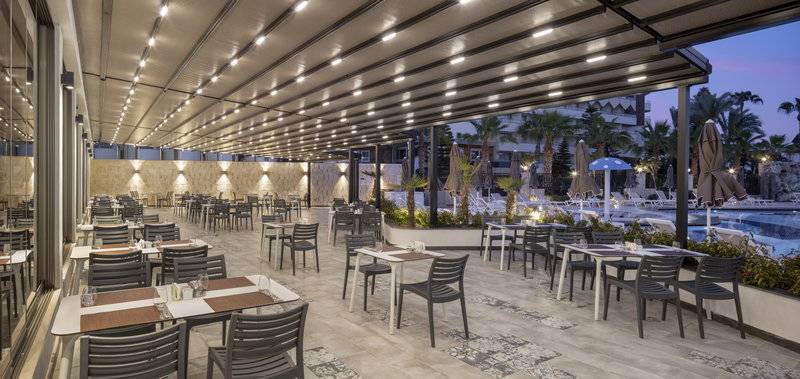 Blue Marlin Deluxe Spa & Resort