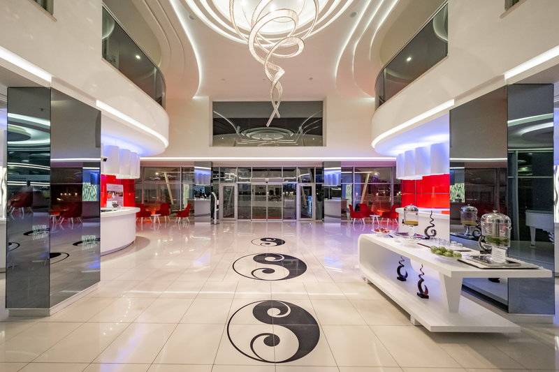 Laguna Beach Alya Resort & Spa