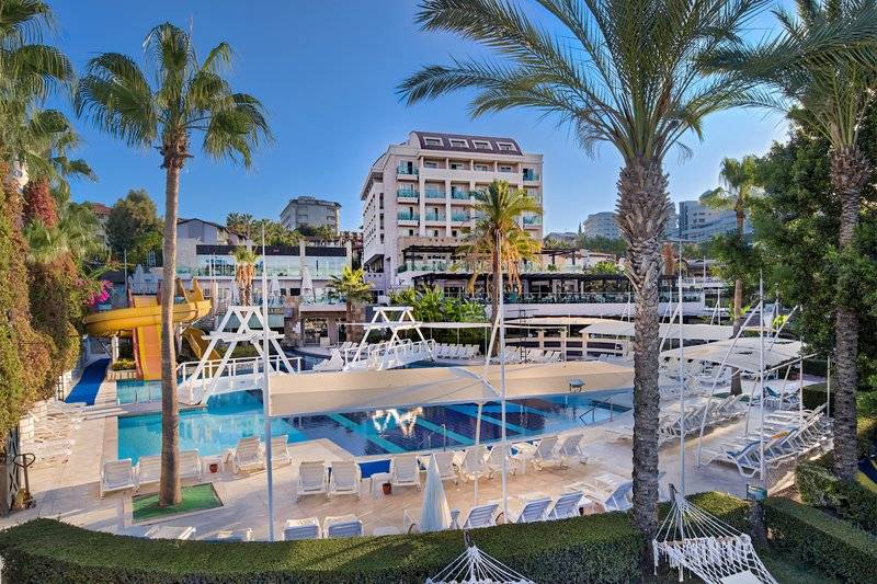 Sealife Buket Resort & Beach