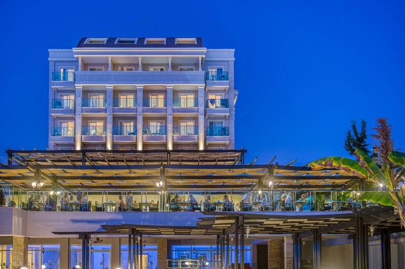 Sealife Buket Resort & Beach