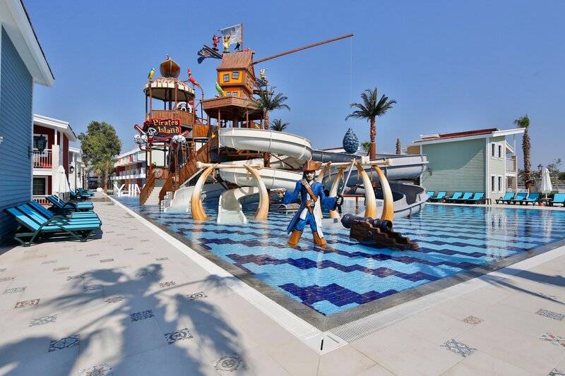 Crystal Club World of Colours