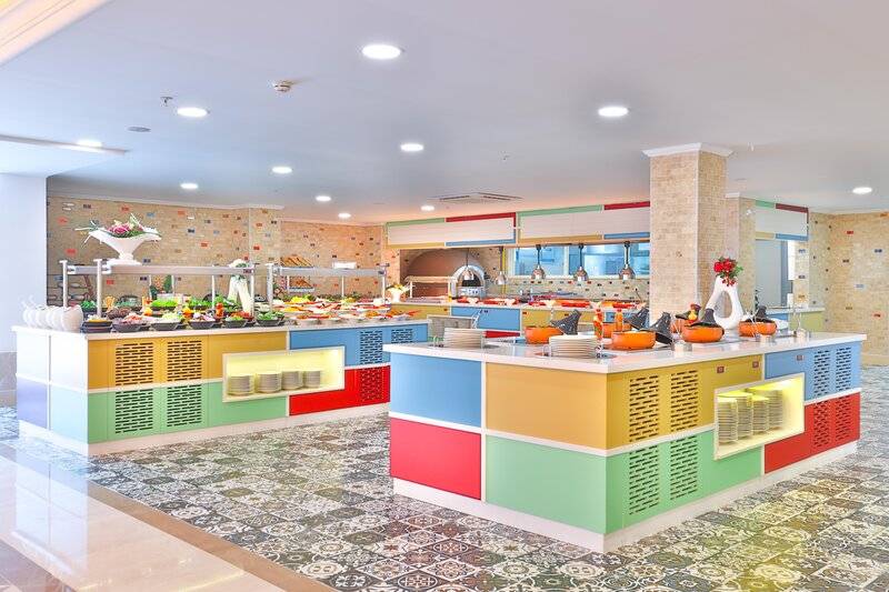 Crystal Club World of Colours