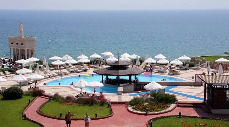 Sunrise Queen Luxury Resort & SPA