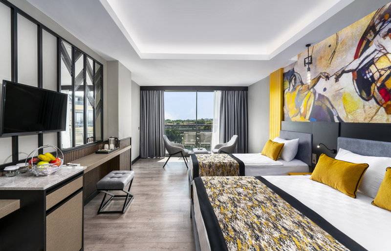 Arnor De Luxe Hotel & SPA