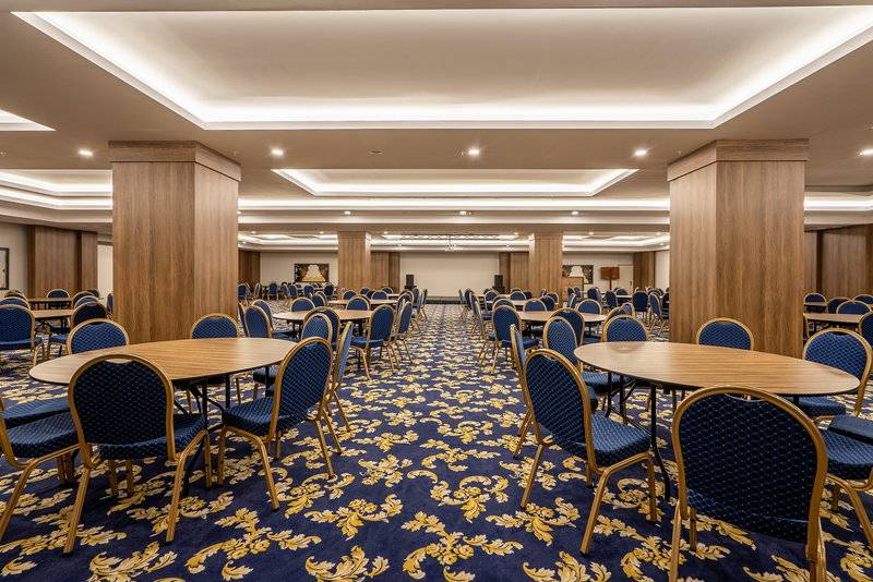 Arnor De Luxe Hotel & SPA