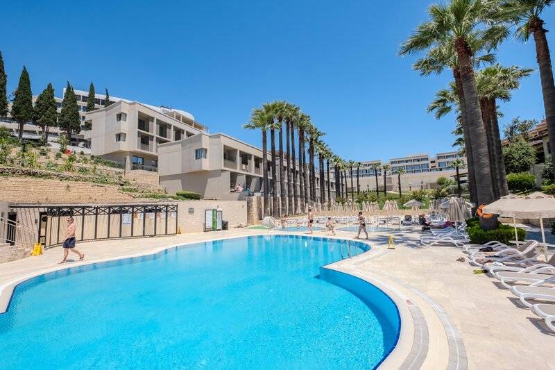 Melas Holiday Village