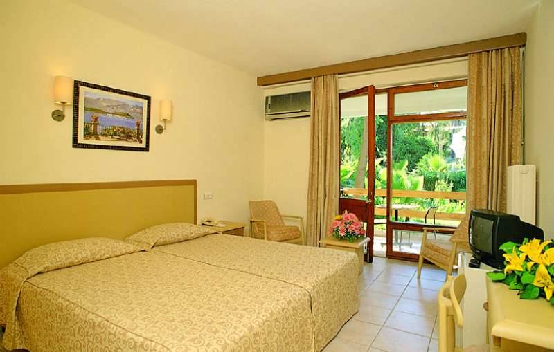 Horus Paradise Luxury Resort 